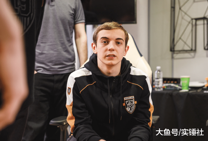 FPX教练压力巨大!,德约科维奇遭遇十二持续失利赢得满堂喝彩 FPX教练压力巨大!,德约科维奇遭遇十二持续失利赢得满堂喝彩